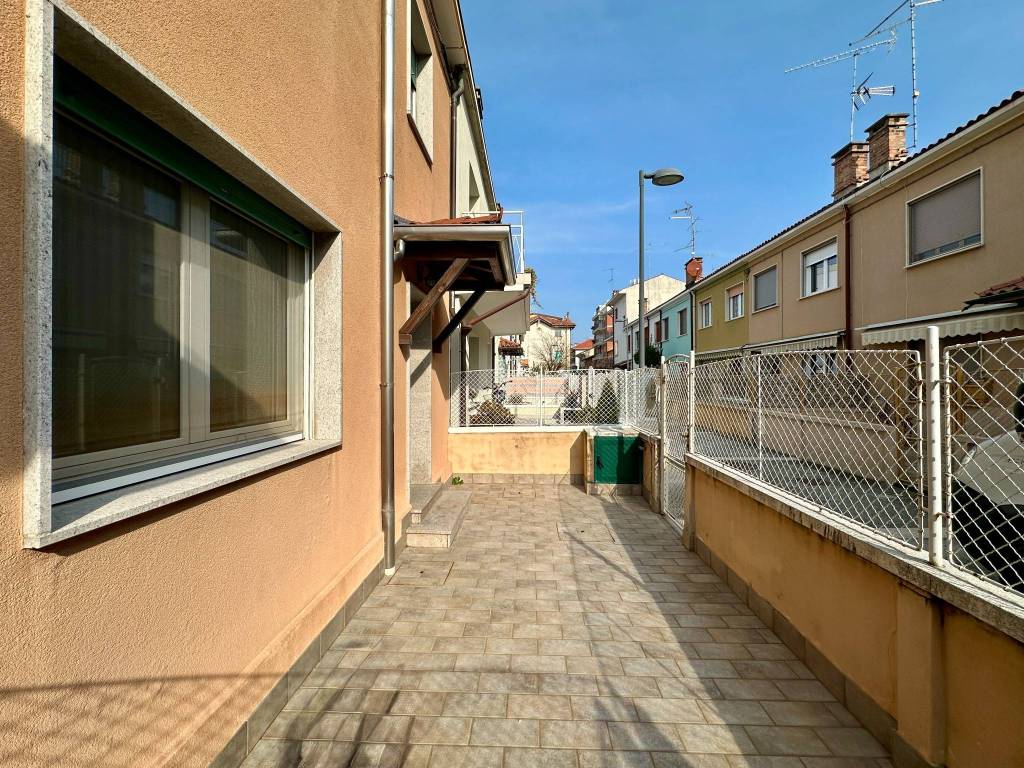 Villetta a schiera a Grado in Via del Tintoretto, 3 - Foto 2