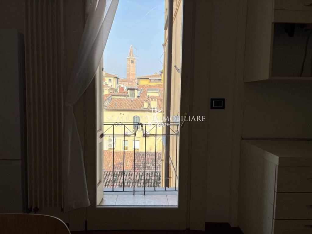 Appartamento a Verona in Lungadige Bartolomeo Rubele - Foto 4