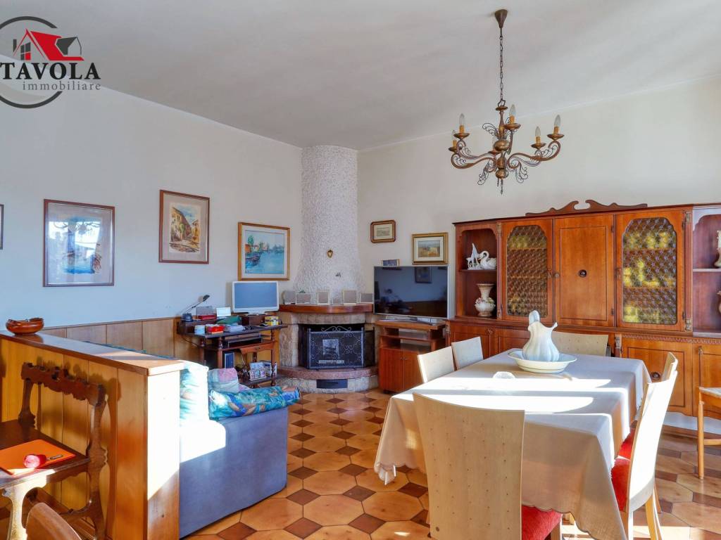 Palazzo / stabile a Arcisate in Via della Vittoria, 6 - Foto 4