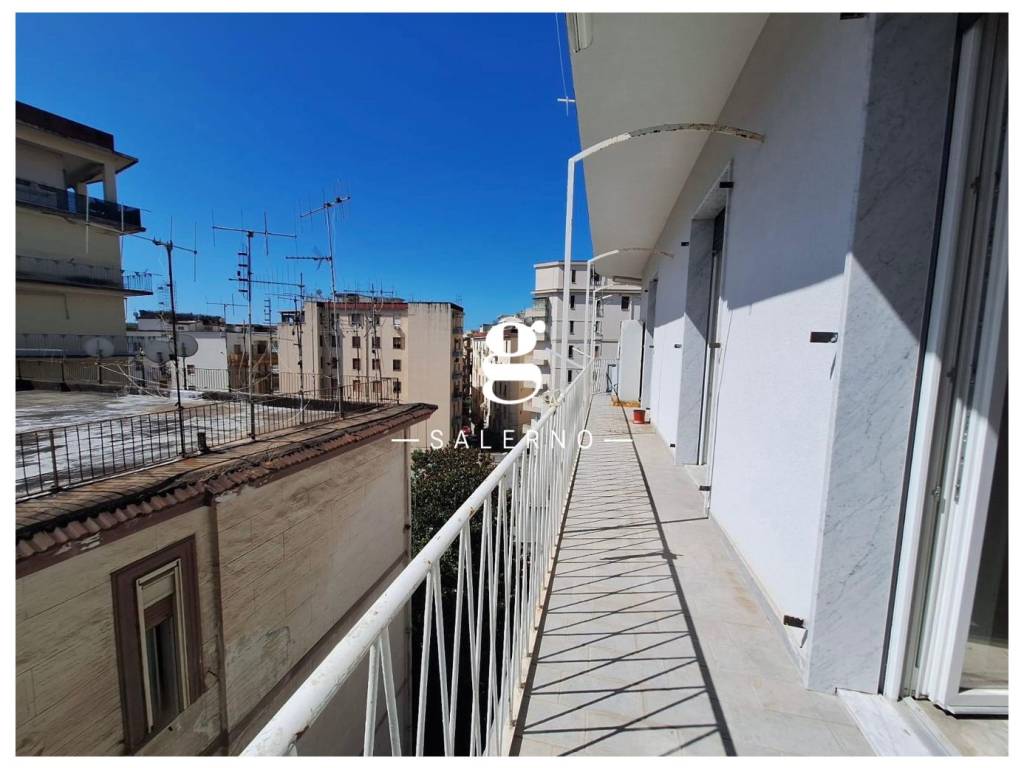 Appartamento a Salerno in Via Zara - Foto 2