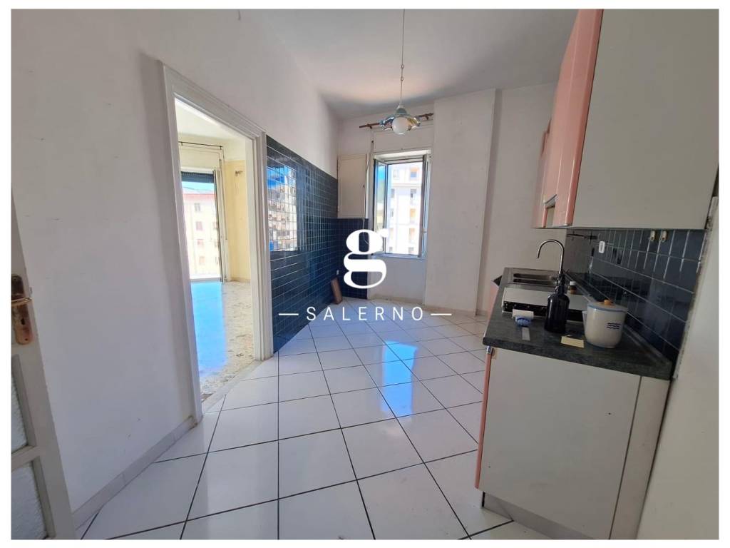 Appartamento a Salerno in Via Zara - Foto 3