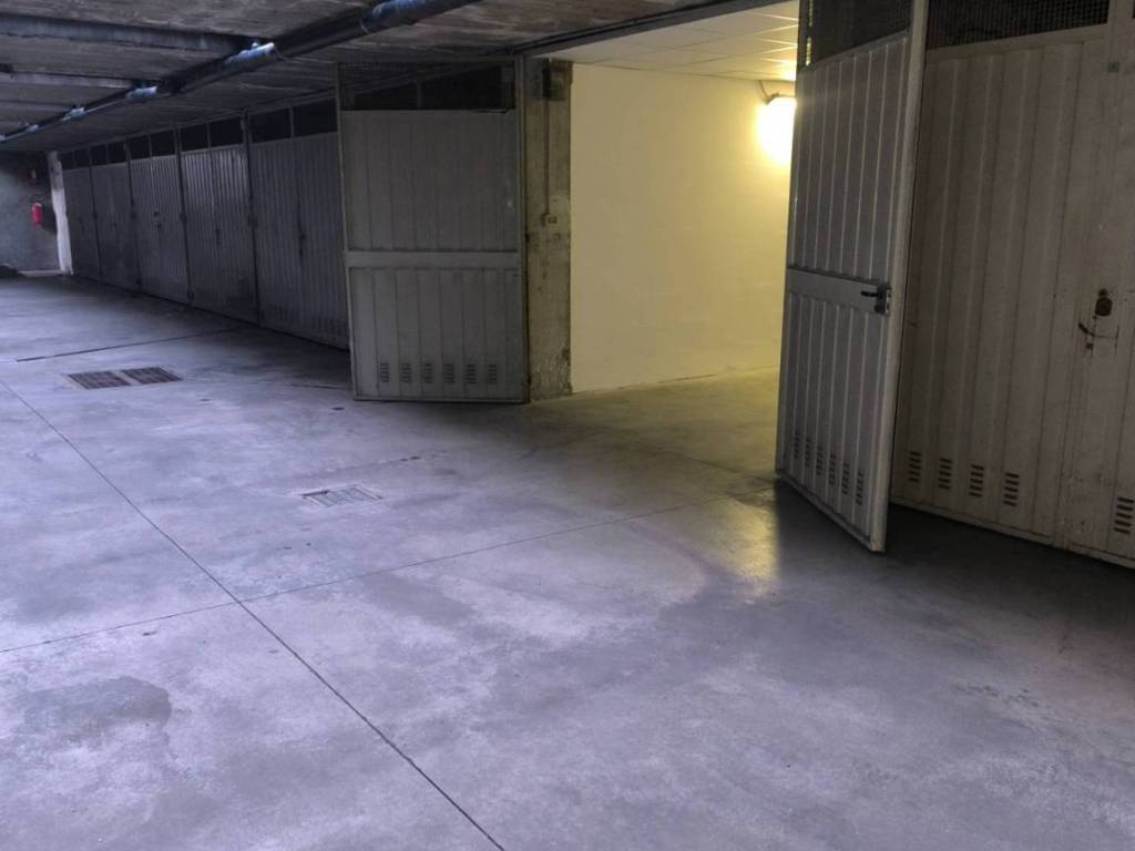 Box / garage a Torino in C.soDe Gasperi, 22 - Foto 3