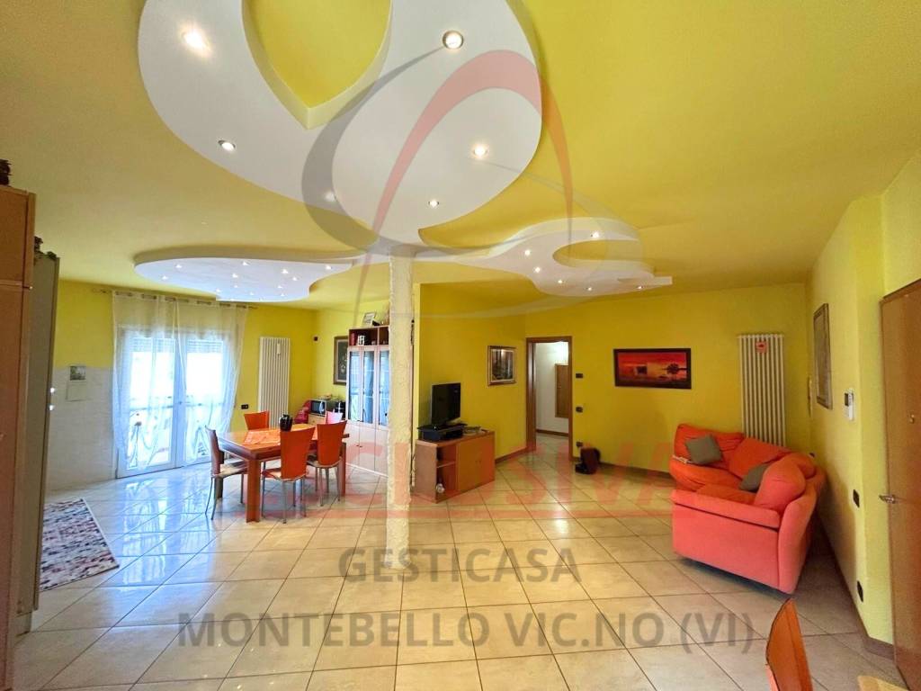 Appartamento a Gambellara in Via Camillo Benso di Cavour - Foto 3