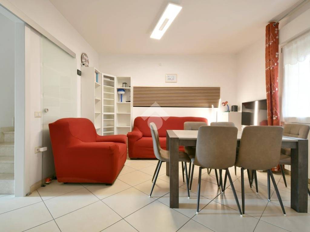 Villetta a schiera a Cagliari in Via dei Castagni, 6 - Foto 4