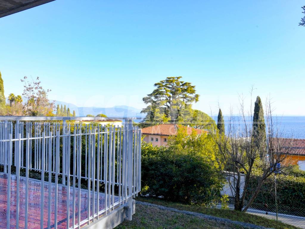 Villa a San felice del benaco in Via Porto San Felice, 37 - Foto 3