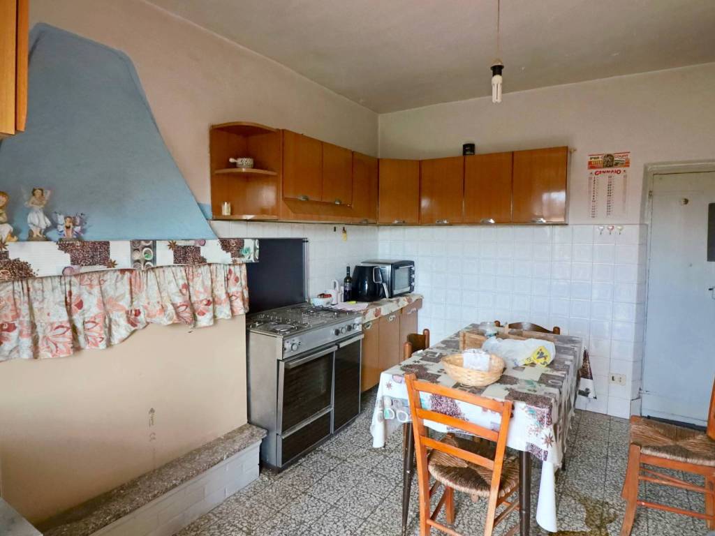 Appartamento a Vetralla in Via borgo vecchio - Foto 2