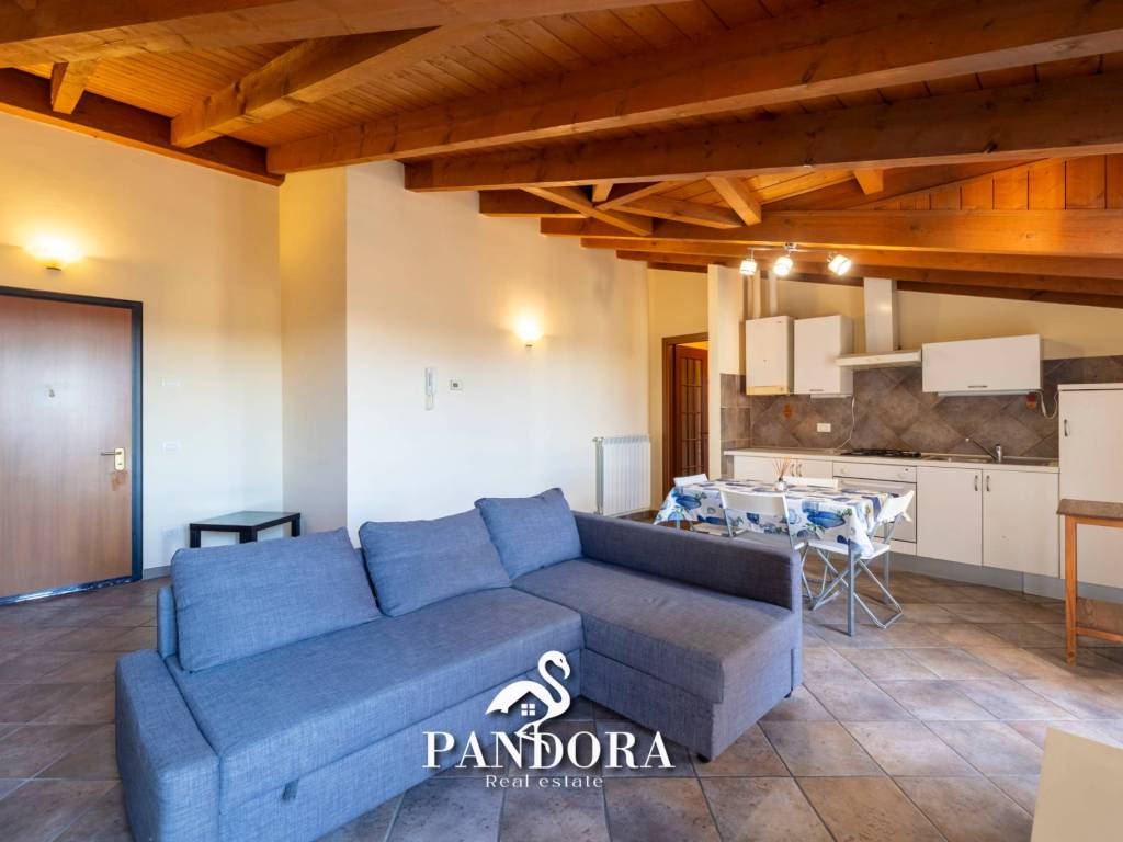 Appartamento a Gallarate in Via C. Correnti - Foto 2