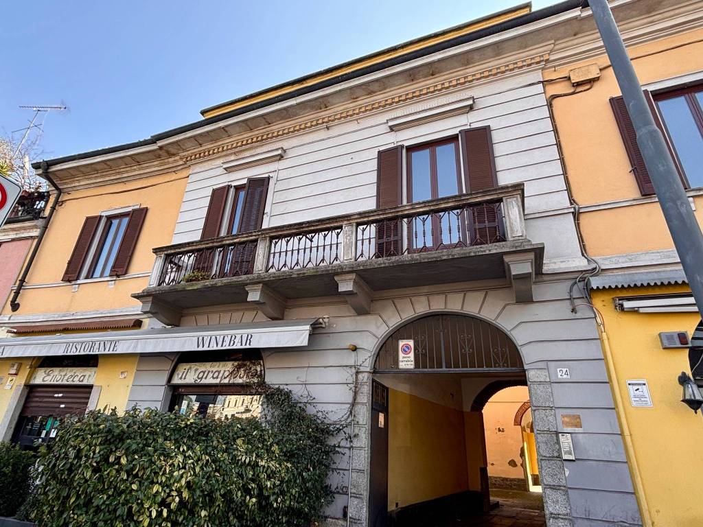 Appartamento a Corsico in Via Vittorio Emanuele II, 24 - Foto 2