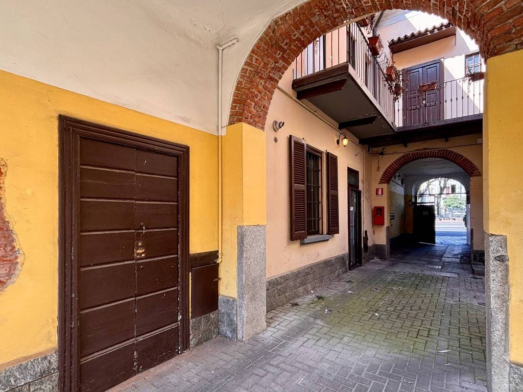 Appartamento a Corsico in Via Vittorio Emanuele II, 24 - Foto 4