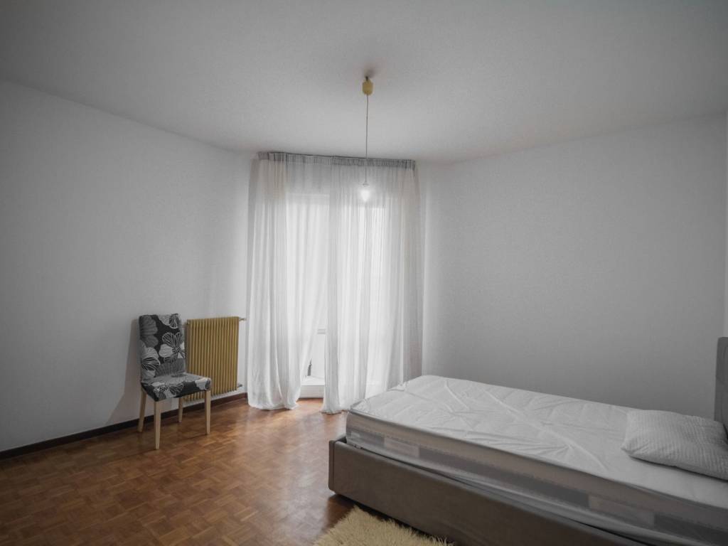 Appartamento a Padova in Via Vittorio Emanuele Orlando - Foto 4