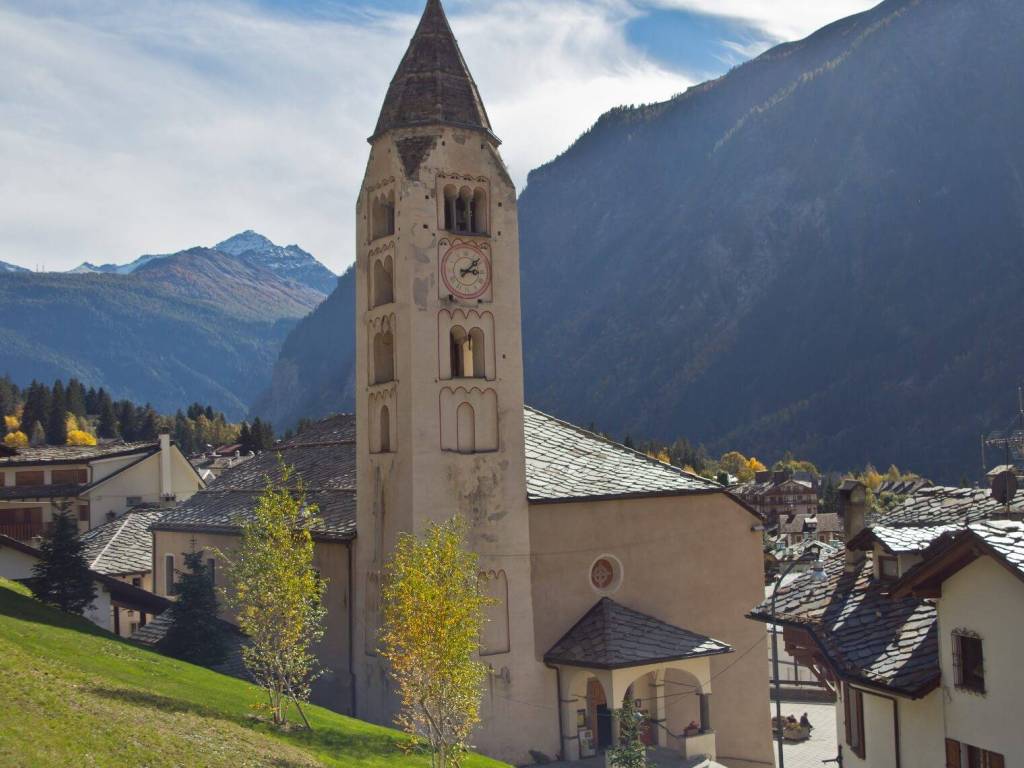 Appartamento a Courmayeur in Via della Vittoria - Foto 2