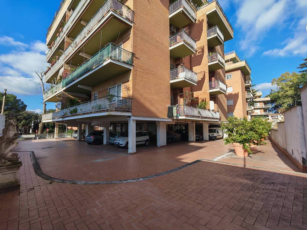 Appartamento a Roma in Via Vincenzo Tomassini - Foto 4