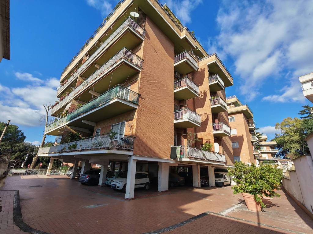 Appartamento a Roma in Via Vincenzo Tomassini - Foto 5