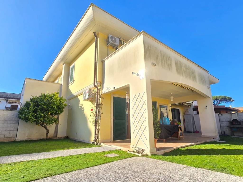 Villa a Anzio in Via dei Pinoli, 22 - Foto 3