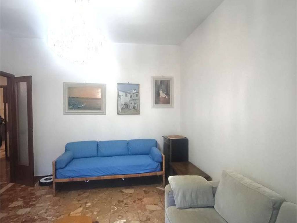 Appartamento a Firenze in VIA DEL CAPARRA - Foto 4