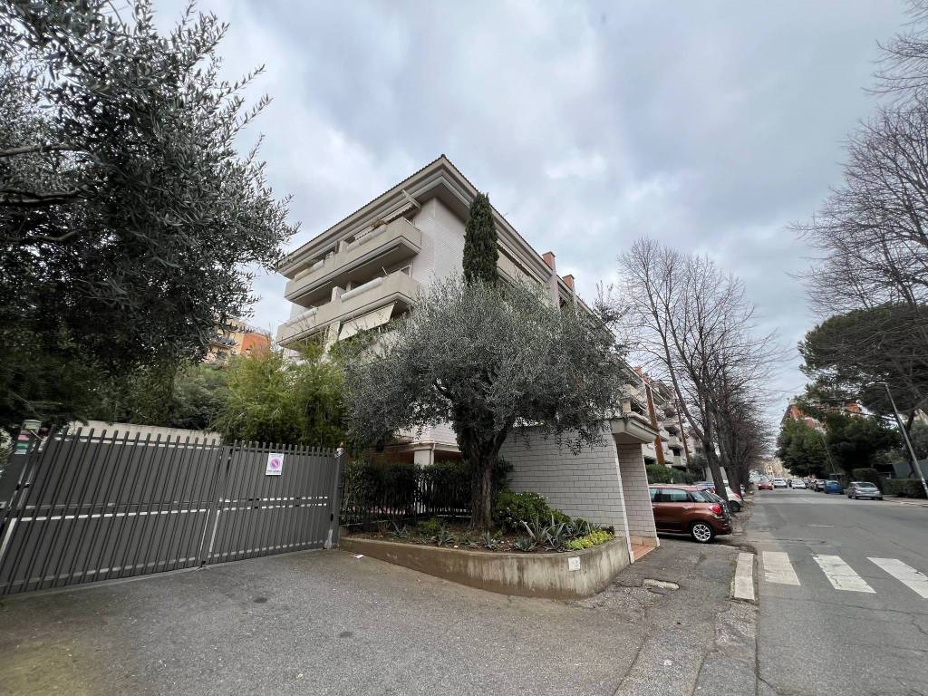 Appartamento a Roma in Via Pietro Bembo, 110 - Foto 5