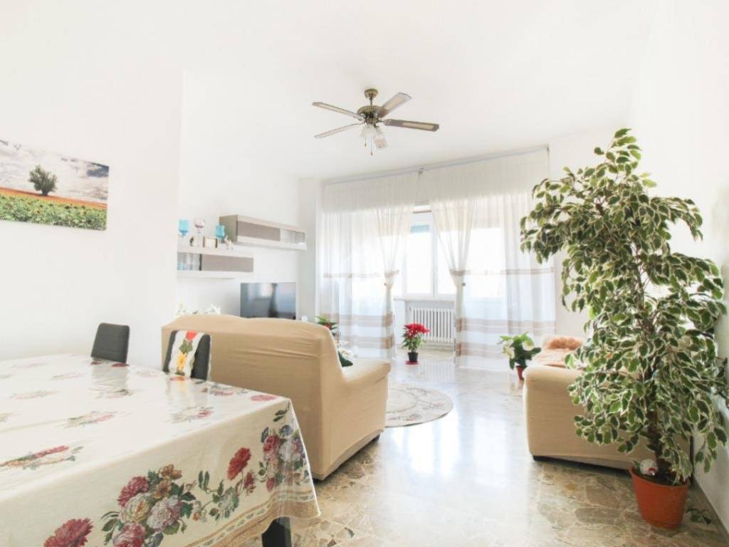 Appartamento a Pescara in Via Tavo, 109 - Foto 3