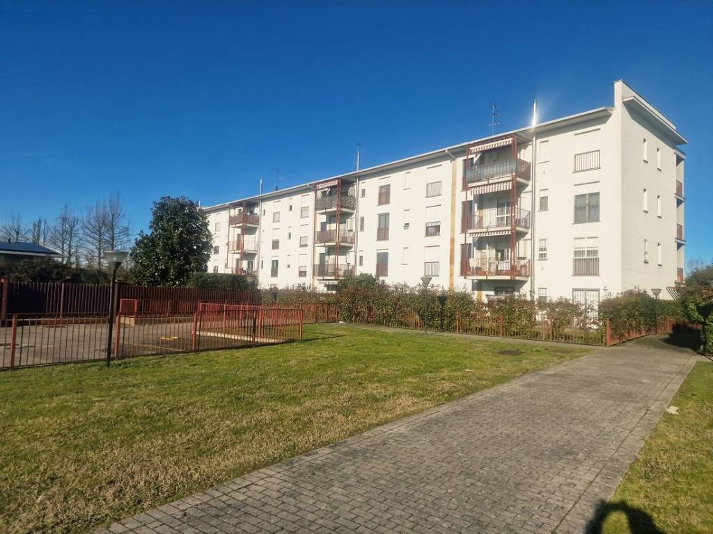 Appartamento a Vigevano in Via Ippocrate, 12 - Foto 2