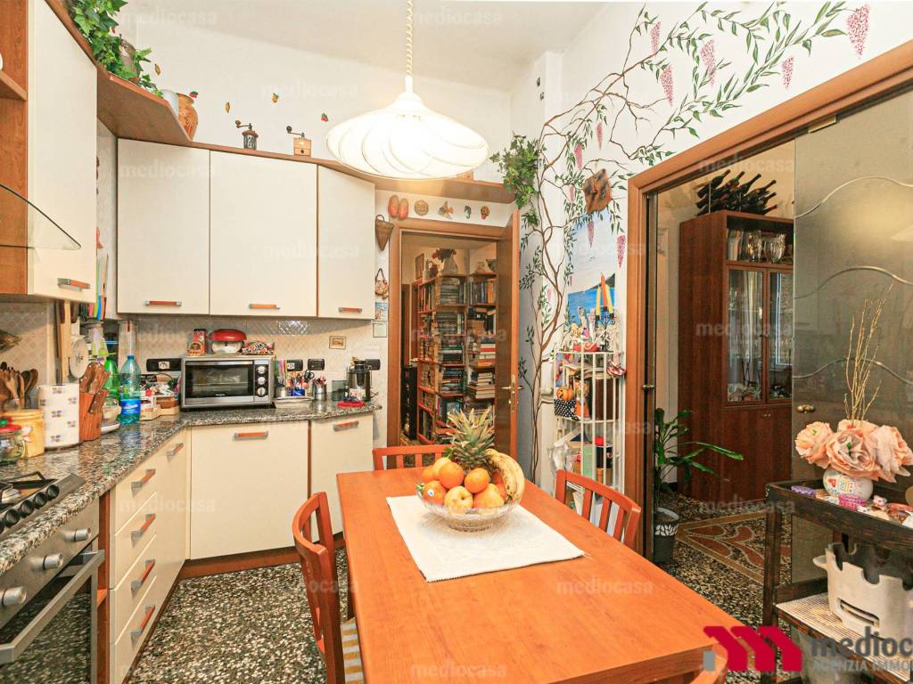 Appartamento a Genova in Via Bassano - Foto 2