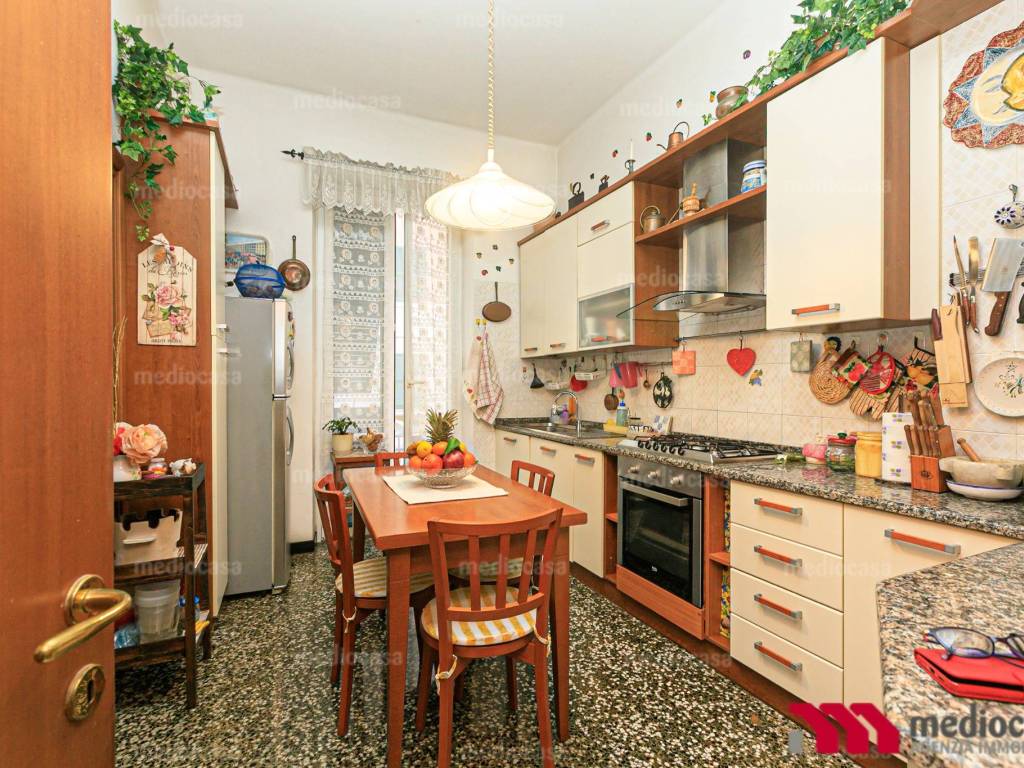Appartamento a Genova in Via Bassano - Foto 3