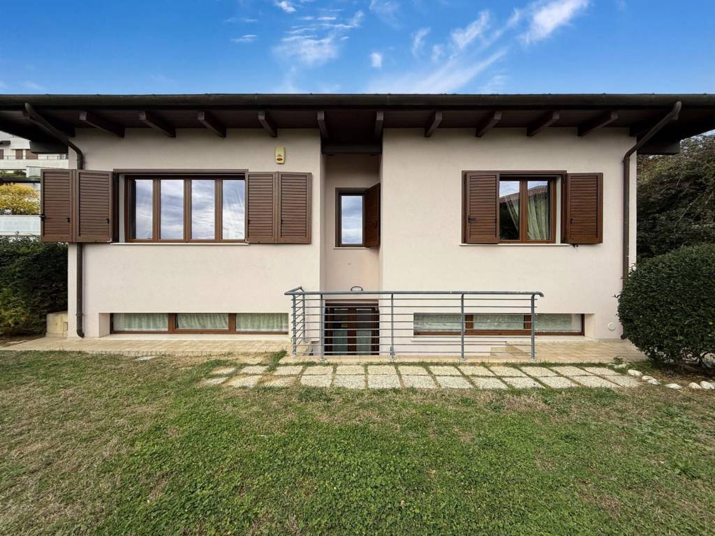 Villa a Montesilvano in Via Alcide De Gasperi, 78 - Foto 3