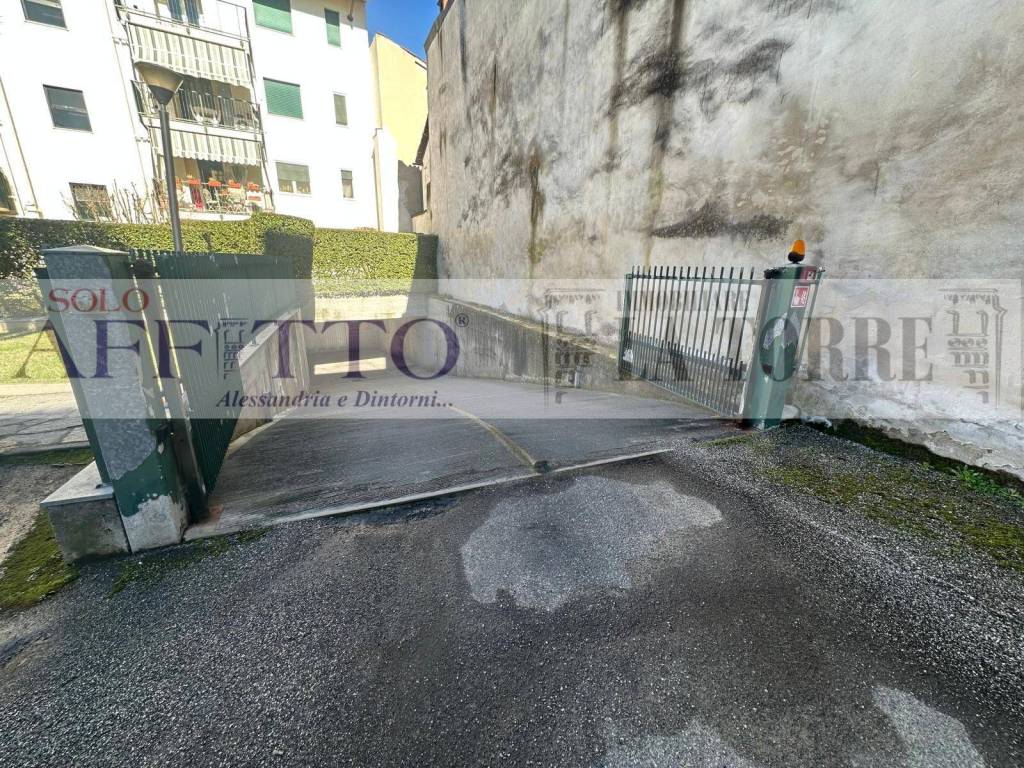 Box / garage a Alessandria in Piazza Giuseppe Garibaldi - Foto 2