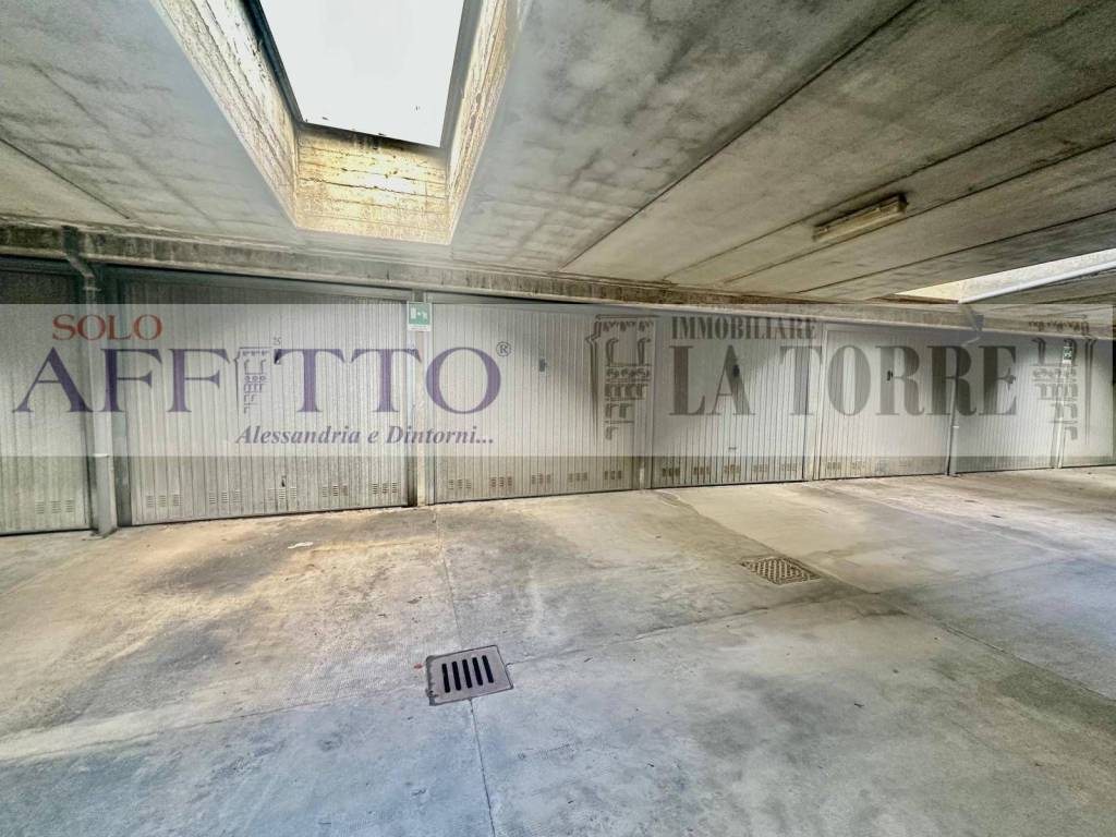 Box / garage a Alessandria in Piazza Giuseppe Garibaldi - Foto 3