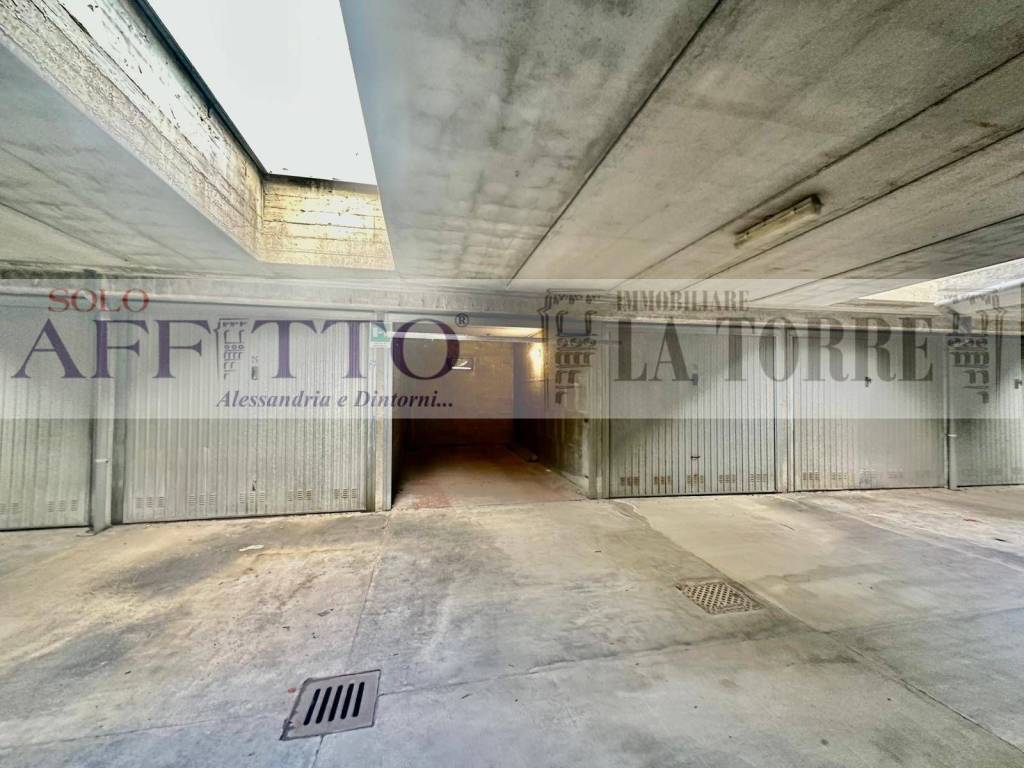 Box / garage a Alessandria in Piazza Giuseppe Garibaldi - Foto 5