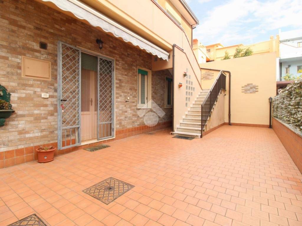 Casa indipendente a Roseto degli abruzzi in Via napoli, 13 - Foto 2