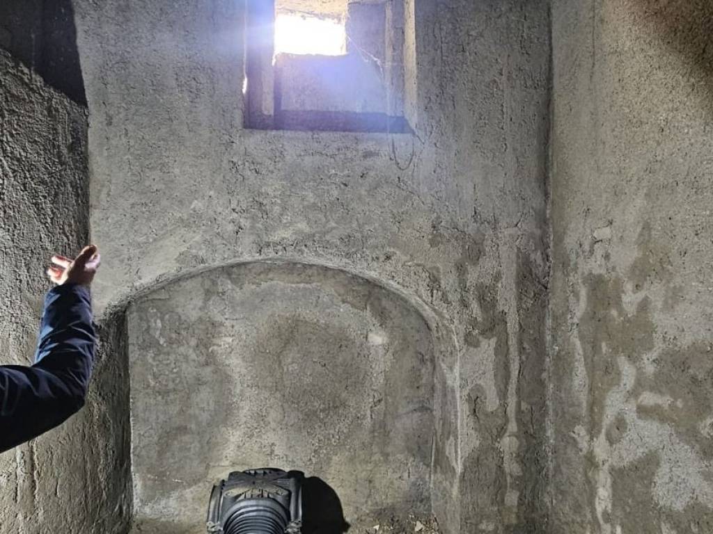 Palazzo / stabile a Castellammare di stabia in Via Privati, 60 - Foto 2