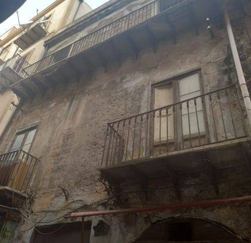 Appartamento a Palermo in Piazza Degli Aragonesi 38 - Foto 4
