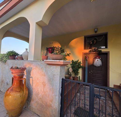 Villa a Grottaglie in Via Paparazio 33 - Foto 2