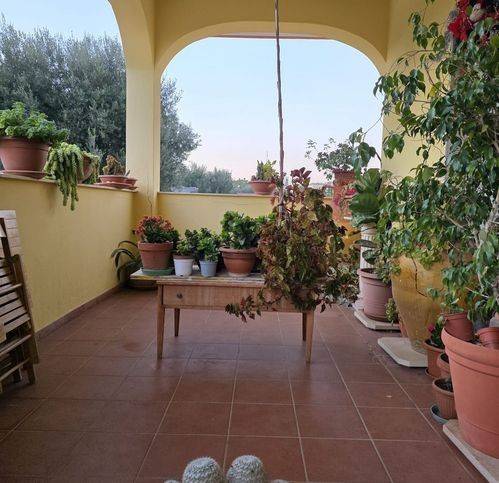 Villa a Grottaglie in Via Paparazio 33 - Foto 3