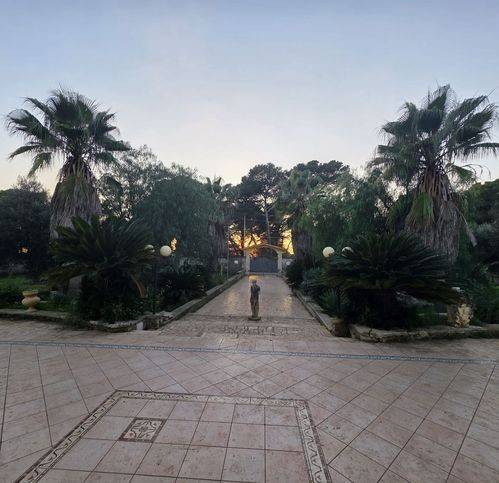 Villa a Grottaglie in Via Paparazio 33 - Foto 4