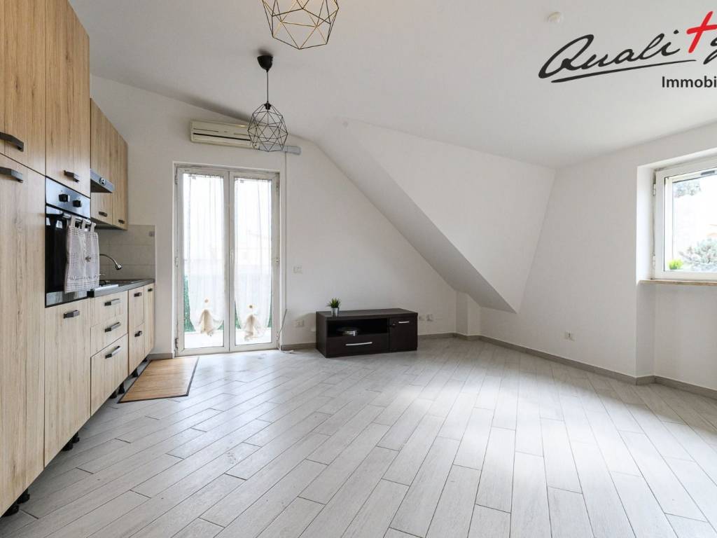 Appartamento a Roma in Via Abbateggio, 64 - Foto 2