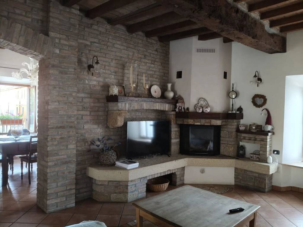 Villa a Lugagnano val d'arda in Piazza - Foto 4