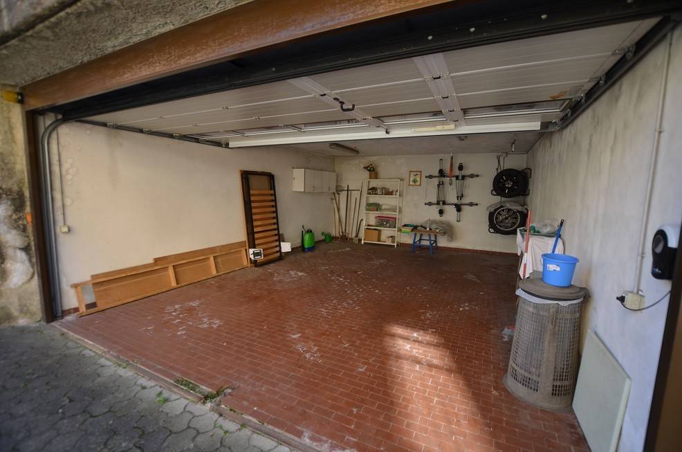 Box / garage a Burago di molgora in Via Dante Alighieri, 10 - Foto 2