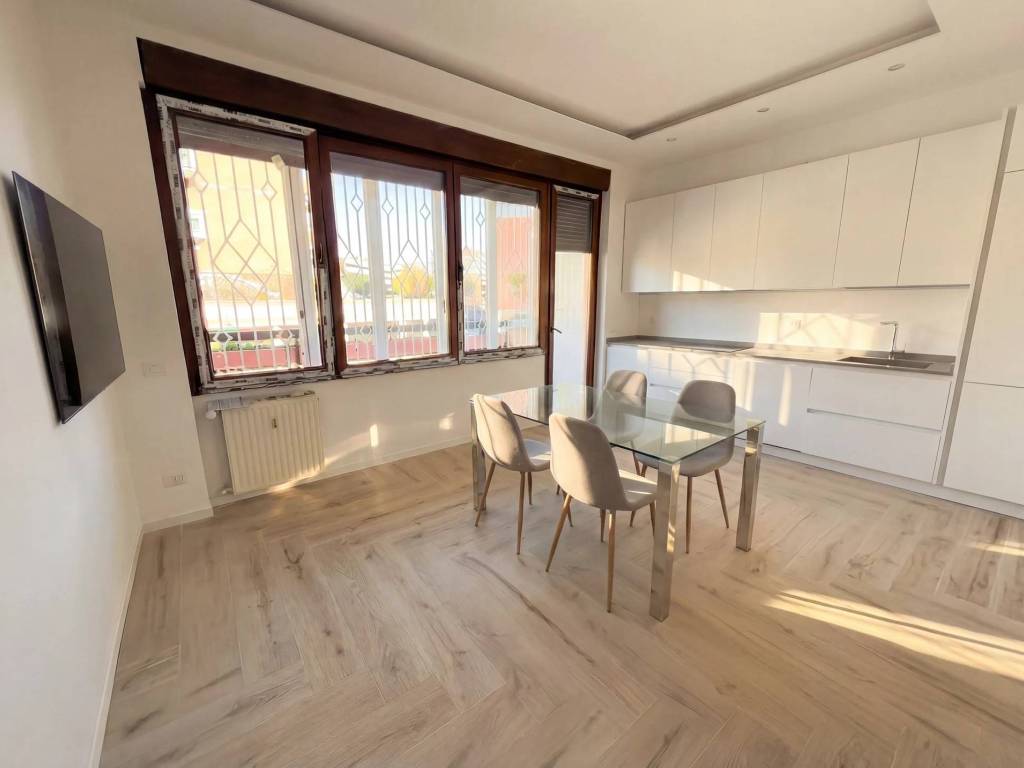 Appartamento a Roma in Via Benedetto Croce, 49 - Foto 2