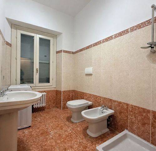 Appartamento a Tortona in Piazza Gavino Lugano - Foto 3