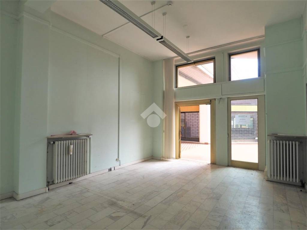 Immobile a Rovasenda in Negozio Via Cavour, 1 - Foto 4