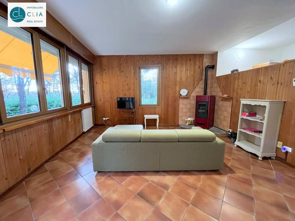Villetta a schiera a Venegono superiore in Via Fratelli John e Robert Kennedy, 256 - Foto 5