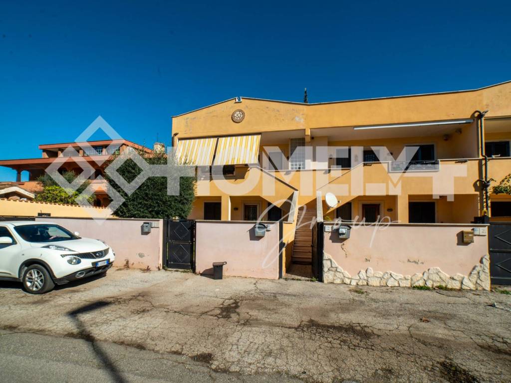 Appartamento a Pomezia in Via Torralba - Foto 3