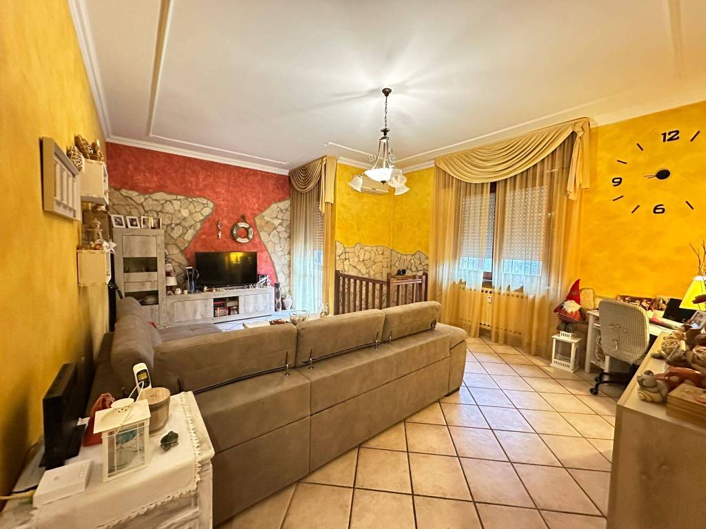 Appartamento a Cameri - Foto 4