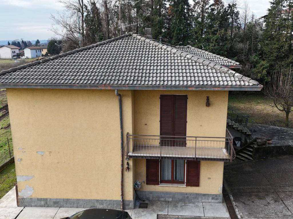Villa a Saltrio in Via Gaetano Donizetti, 10 - Foto 2
