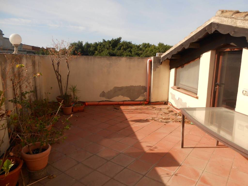 Attico / mansarda a Cagliari in Via Sassari - Foto 5
