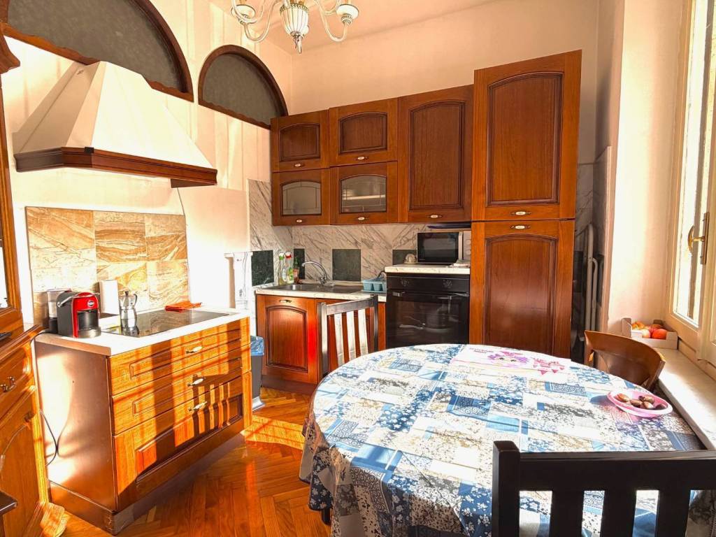 Appartamento a Torino in Via Lomellina, 49 - Foto 5