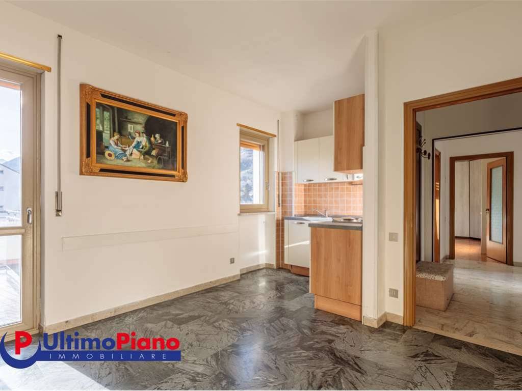 Appartamento a Aosta in Corso Saint Martin De Corleans, 41 - Foto 5