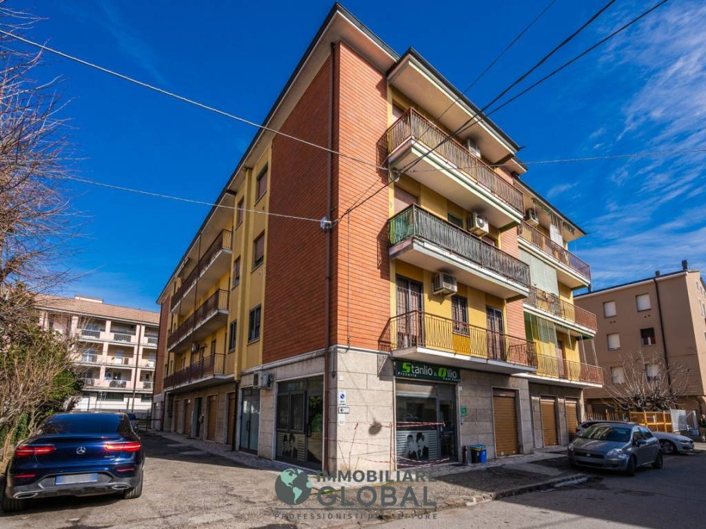Appartamento a Modena in Via Alvarado, 20 - Foto 2