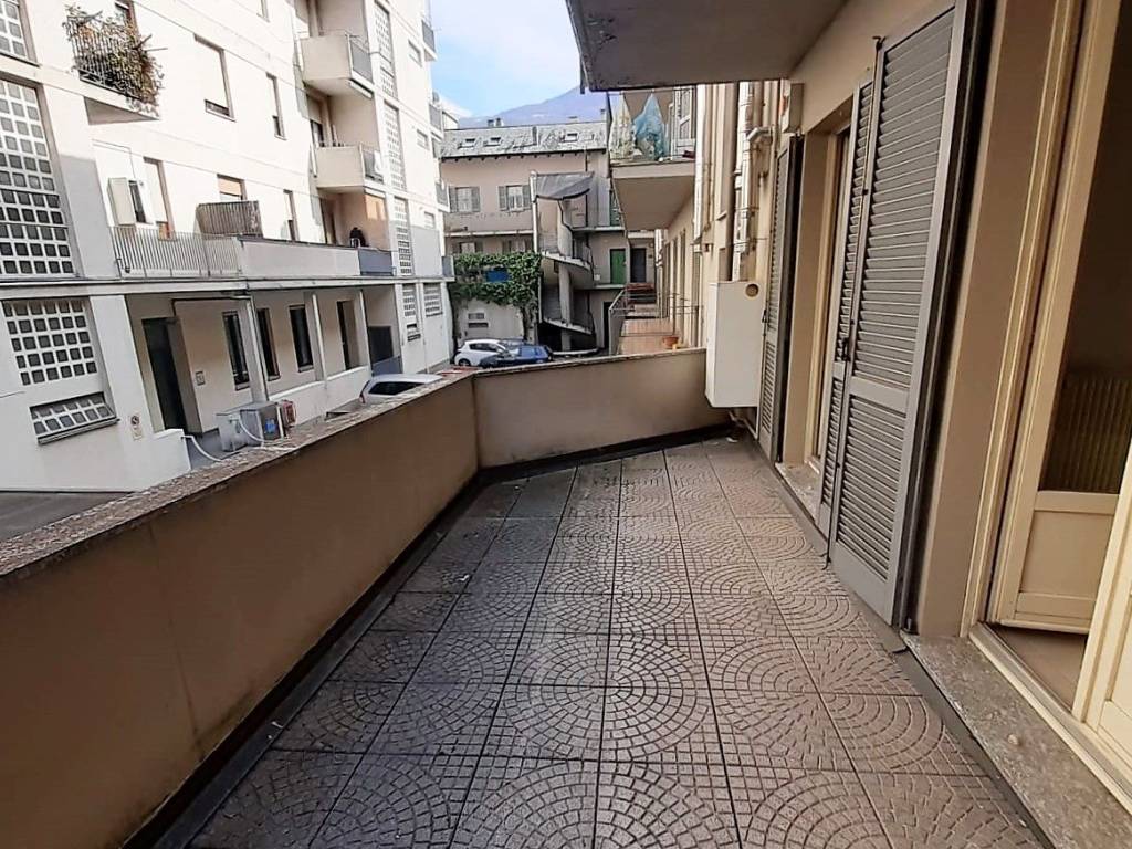 Appartamento a Sondrio in Via Trieste, 19 - Foto 2