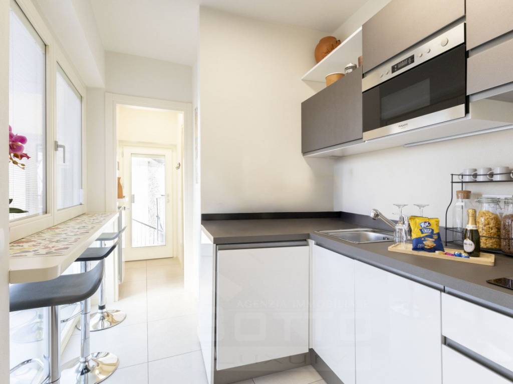 Casa indipendente a Colazza in via maestra zanetta 3 - Foto 2